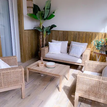 Appartamento Le Cocon Rose Jacuzzi Privé Rêve Et Douceur