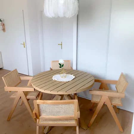 Appartamento Le Cocon Rose Jacuzzi Privé Rêve Et Douceur *