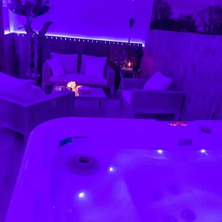 Le Cocon Rose Jacuzzi Privé Rêve Et Douceur Appartamento Belin-Beliet