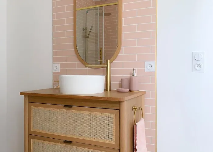 Le Cocon Rose Jacuzzi Privé Rêve Et Douceur Appartement Belin-Beliet