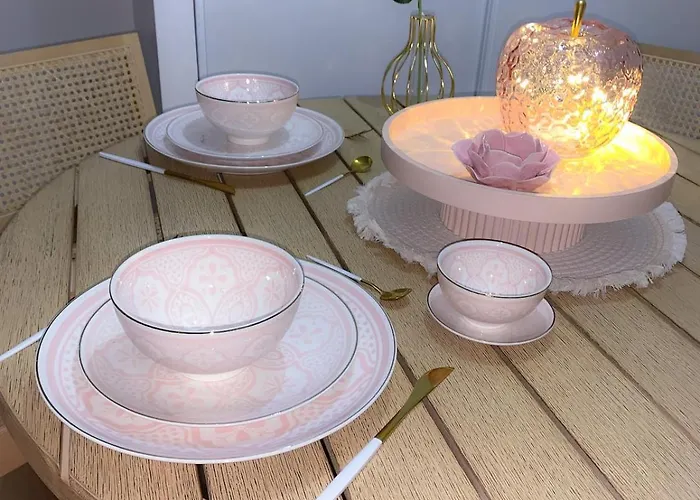 Le Cocon Rose Jacuzzi Privé Rêve Et Douceur