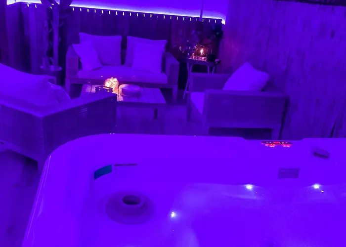 Le Cocon Rose Jacuzzi Privé Rêve Et Douceur Appartement Belin-Beliet