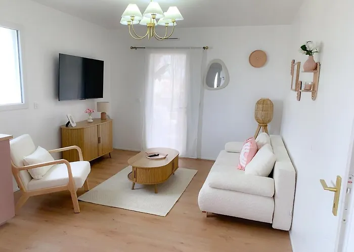 Le Cocon Rose Jacuzzi Privé Rêve Et Douceur